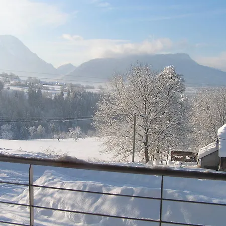 فندق مبيت وإفطار Les Perrelles Bellecombe-en-Beauges