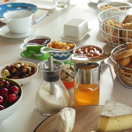Les Perrelles Bed & Breakfast