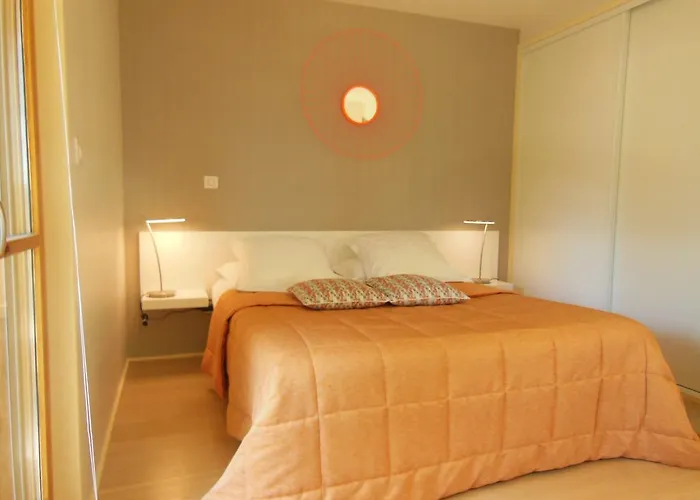 فندق مبيت وإفطار Les Perrelles Bellecombe-en-Beauges