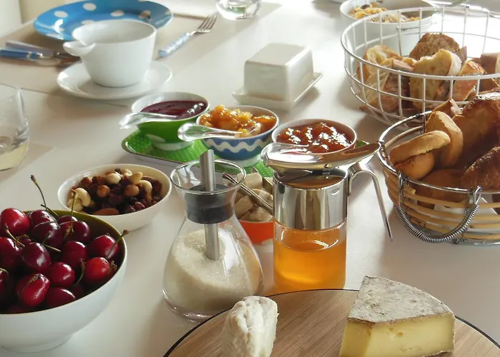 Les Perrelles فندق مبيت وإفطار
