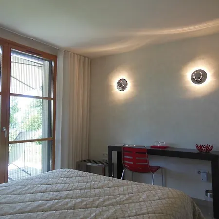 Bed & Breakfast Les Perrelles 3*
